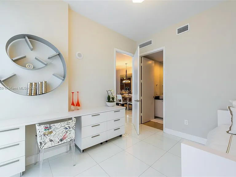 15811 Collins Ave #1702 — Photo 12