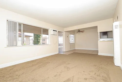 524 Silverwood Ave Photo 1