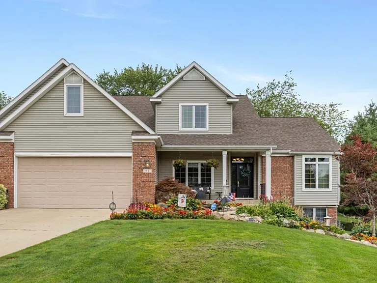 61 Greystone Ct NE — Photo 13