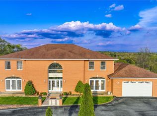 25 Pilgrim Corners Rd, Middletown, NY 10940