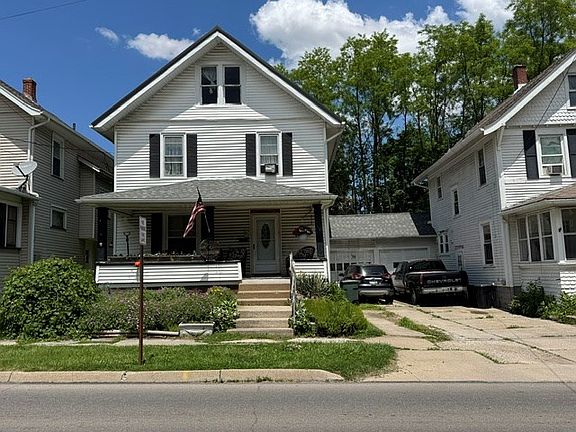 4th image of 452/450 W Main St