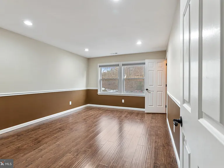 4807 Birch Cir #142 — Photo 6