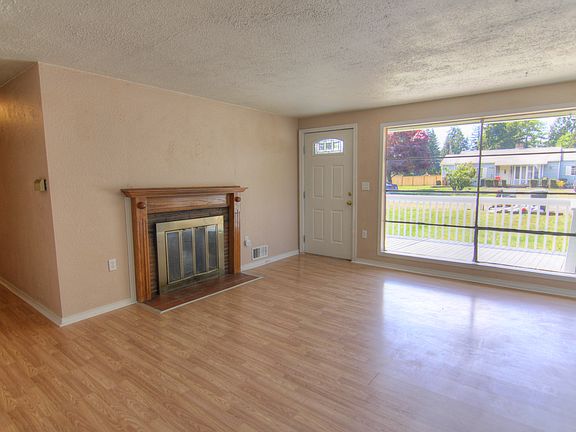 4th image of 9031 Dekoven Dr SW