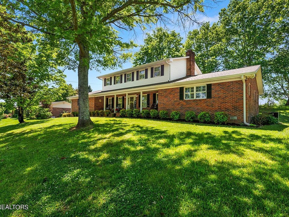 1st image of 1204 Clearmont Dr