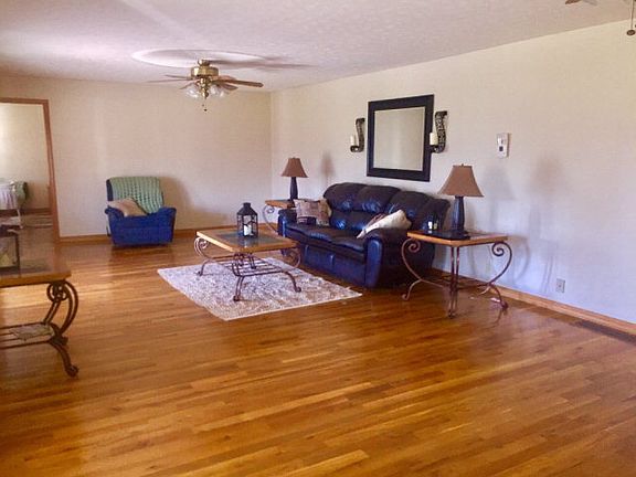 5th image of 42 Amos St
