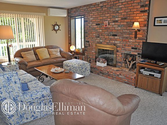 2nd image of 24 Glenmore Ave