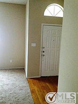 4th image of 328 Moss Hill Dr