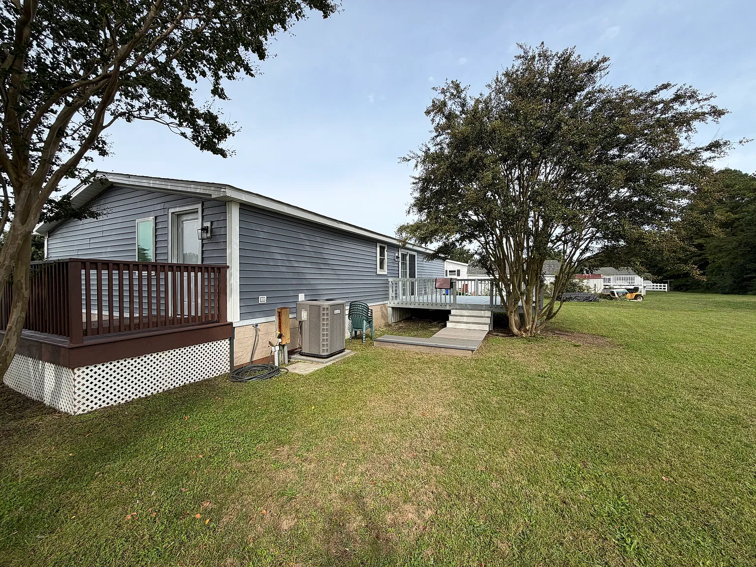 3 bed, 1344 sqft, $2,100 — Photo 2
