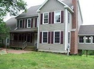 57 Steppingstones Rd, Lee, NH 03861