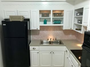 5745 40th Ave N APT 256B, Kenneth City, FL 33709