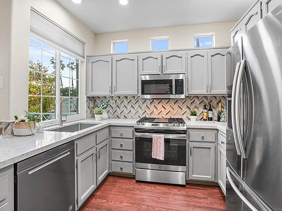 3rd image of 12632 Springbrook Dr Unit A