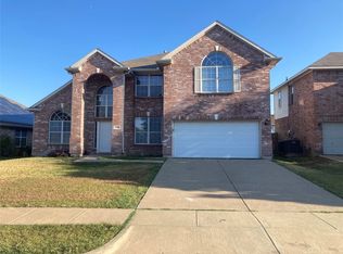 2508 Frontier Dr, Grand Prairie, TX 75052