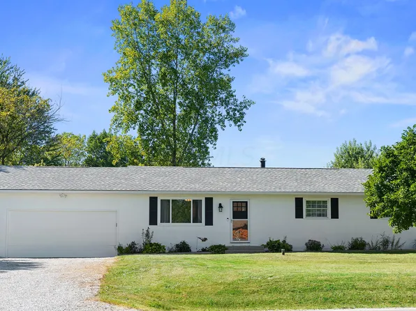 5072 Watkins Rd SW, Pataskala, OH 43062