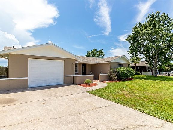 3rd image of 9218 Glen Moor Ln