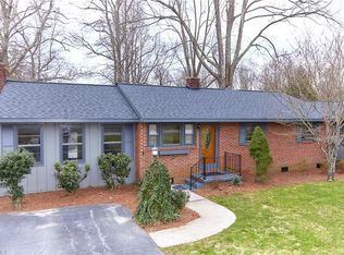 5214 Hooper Rd, Mc Leansville, NC 27301