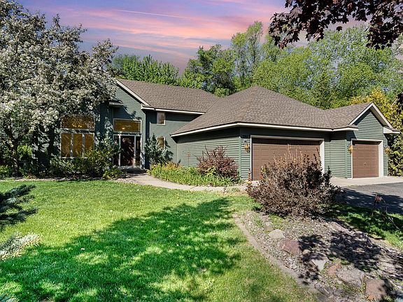 3rd image of 3743 Thomas Ct