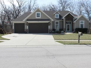 1768 Homestead Dr, Liberty, MO 64068