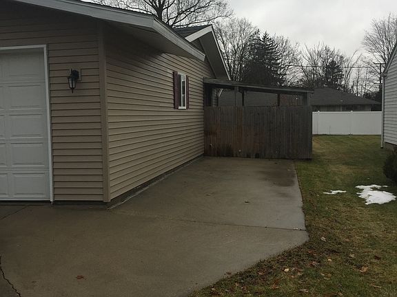 4th image of 105 John D Ct