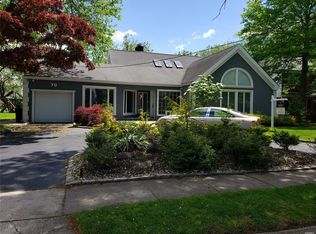 70 Margaret Ave, Lawrence, NY 11559