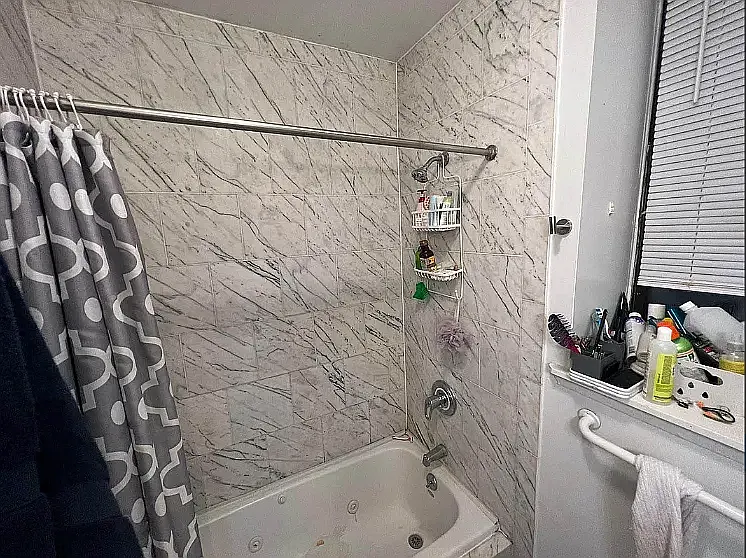 413 W 52nd St #1A — Photo 6