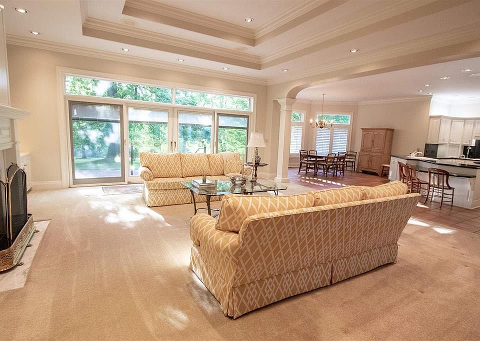 6615 Kingston Dr, Owensboro, KY 42303 | Zillow