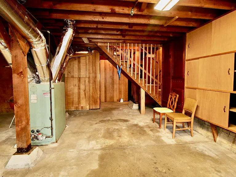 48 Bellevue Ave — Photo 17