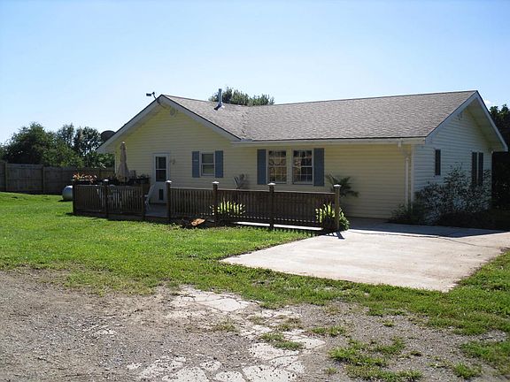 4th image of 311 SE Houseman St