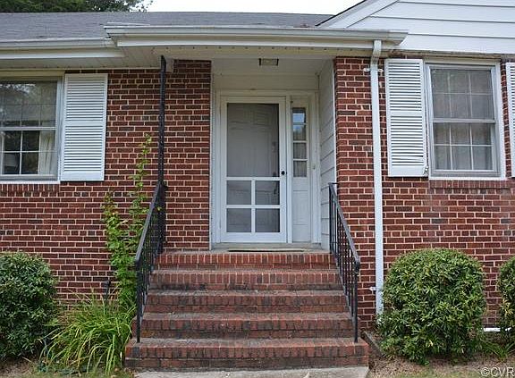 3rd image of 218 Melwood Ln