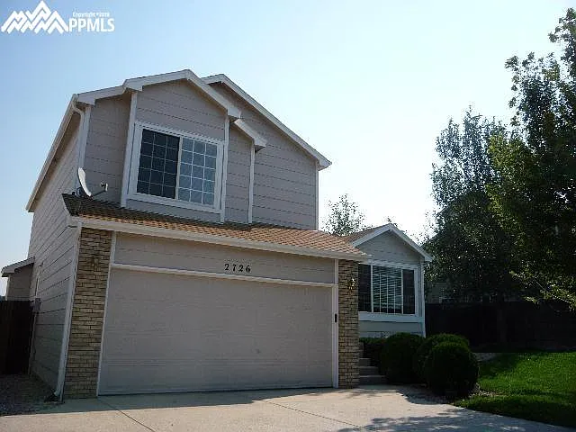 2726 Lear Dr