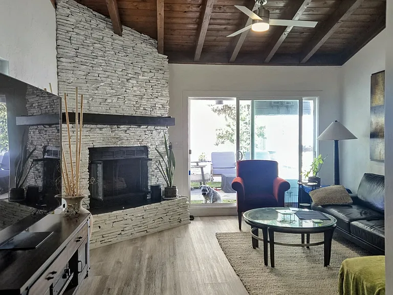 4141 Rolando Blvd — Photo 2