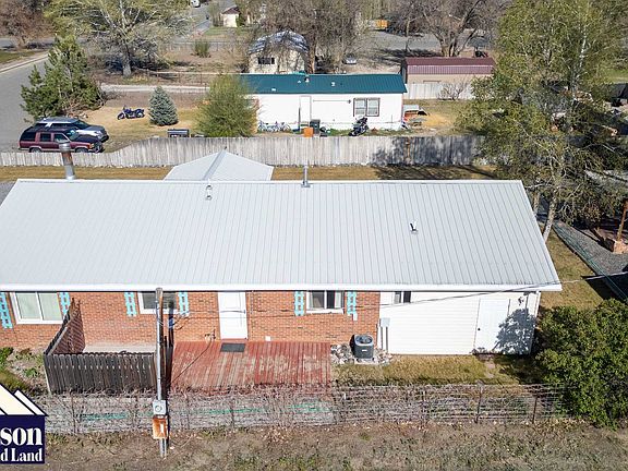 4th image of 130 E Shoshone Ave