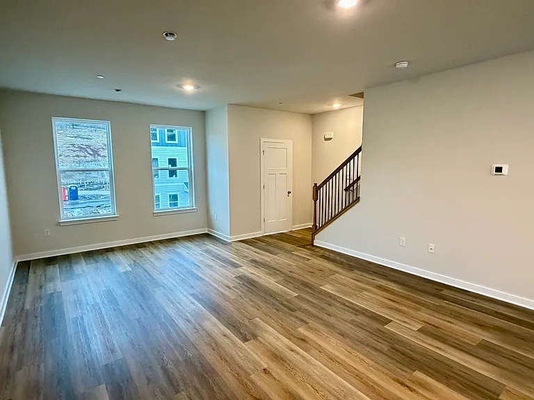 531 Cooper St — Photo 4
