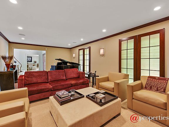Living Room / Dining Room