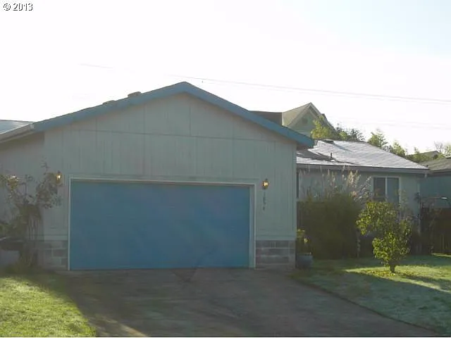 1854 Springwood Dr photo 1