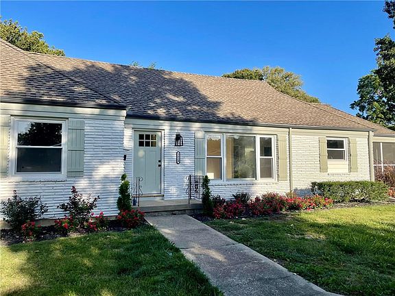 2nd image of 5024 Howe Dr