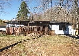 2nd image of 141 Forest Crest Ln