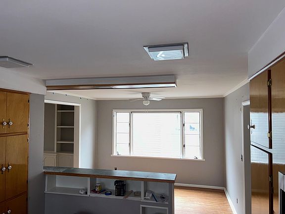 5th image of 118 Ramona Ave #1