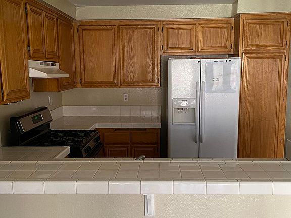 5th image of 24534 New Haven Dr