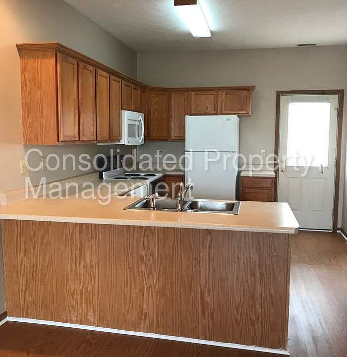 1st image of 3982 Amelia Ave APT 16