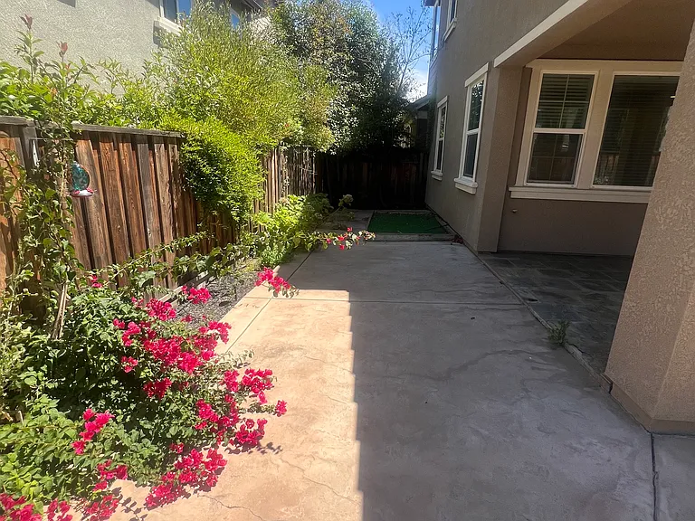 155 W Ladd Dr — Photo 41