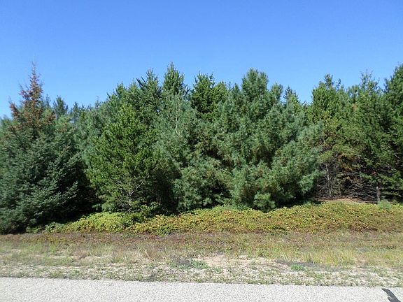 5th image of N8014 N Shore Dr
