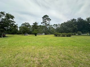 925 Bradwell St, Hinesville, GA 31313
