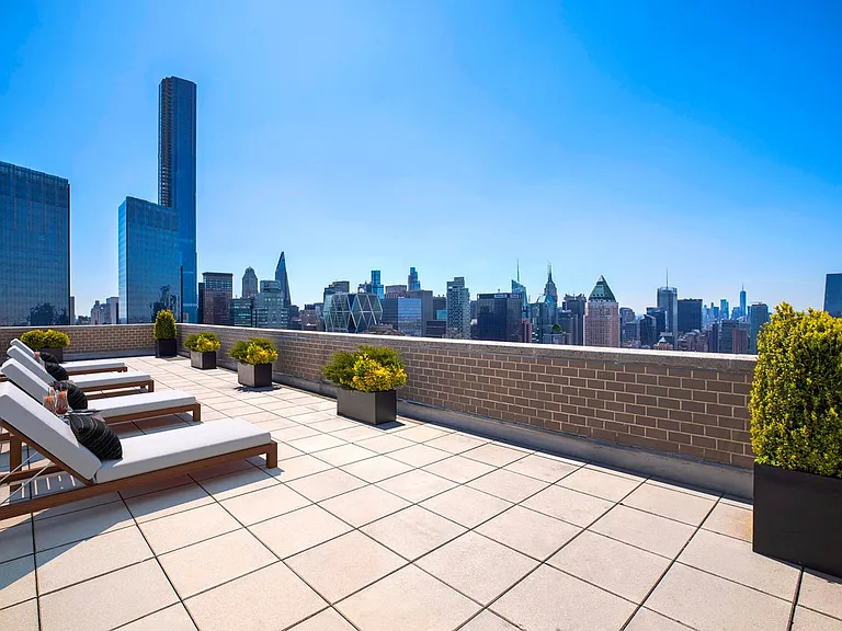 124 W 60th St #16D — Photo 17