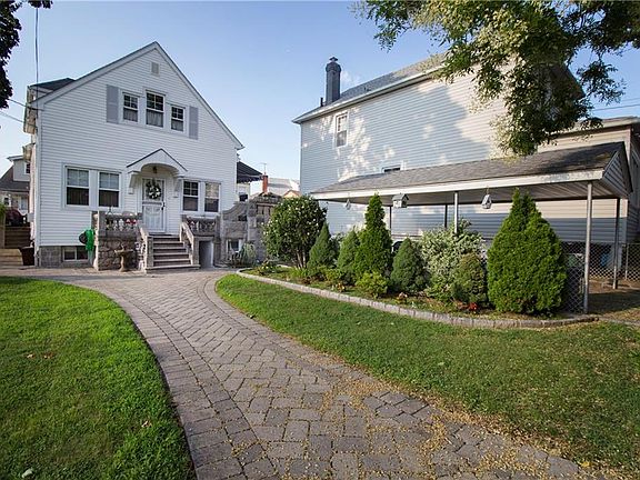 2nd image of 3273 Spencer Dr