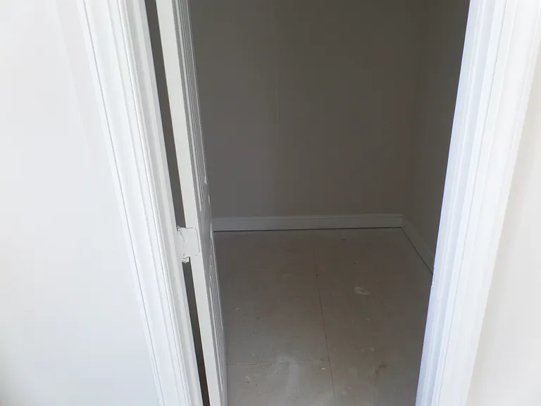 6910 Eddy Point Ln — Photo 18