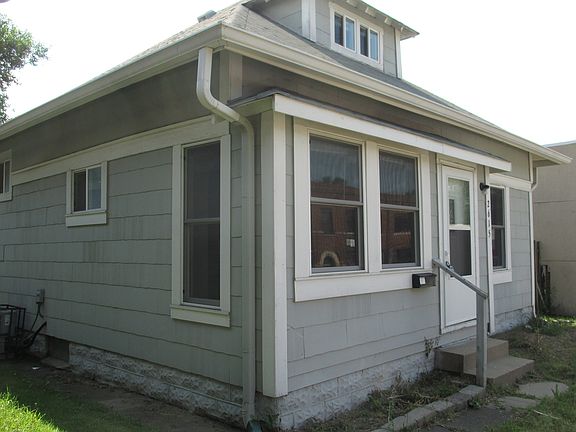 3rd image of 2615 Shelby St