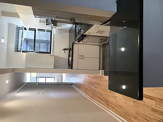 Rented by Metropolis Real Estate of Manhattan
