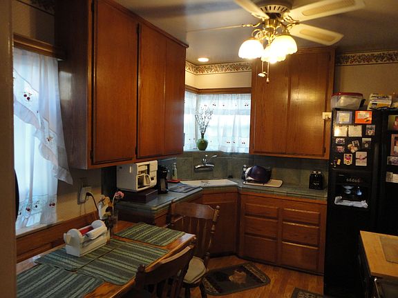 3rd image of 10608 Daines Dr