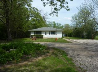 32705 N Fairfield Rd, Round Lake, IL 60073