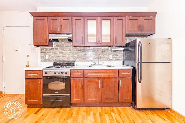 Rented by MySpaceNYC | media 12